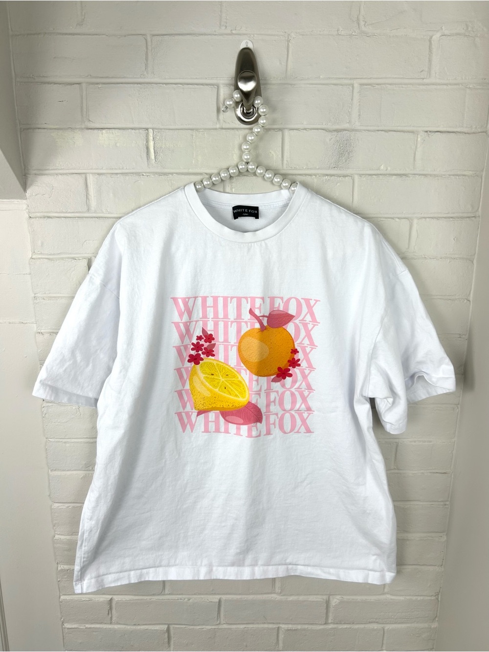 White Fox Boutique Boxy Oversized Lemon Graphic Tee Size S/M